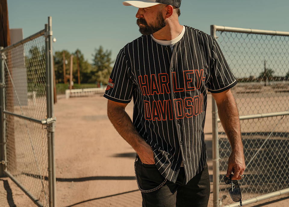 Men's Apparel